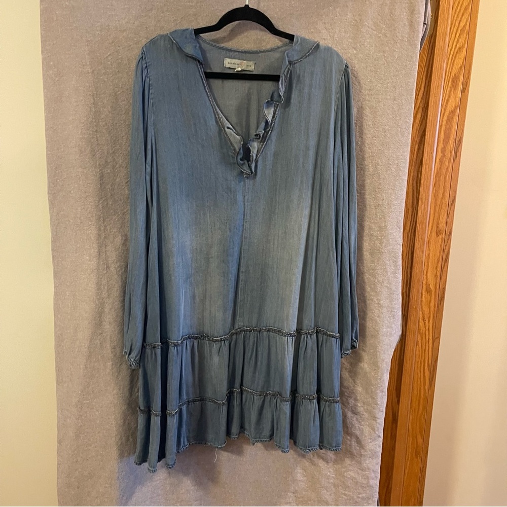 Chic Denim Blue Dress with Ruffled Neckline